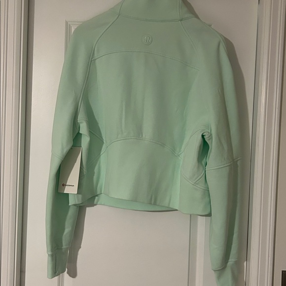 NWT- Scuba Funnel Neck- Lululemon Limited Edition - Picture 5 of 5